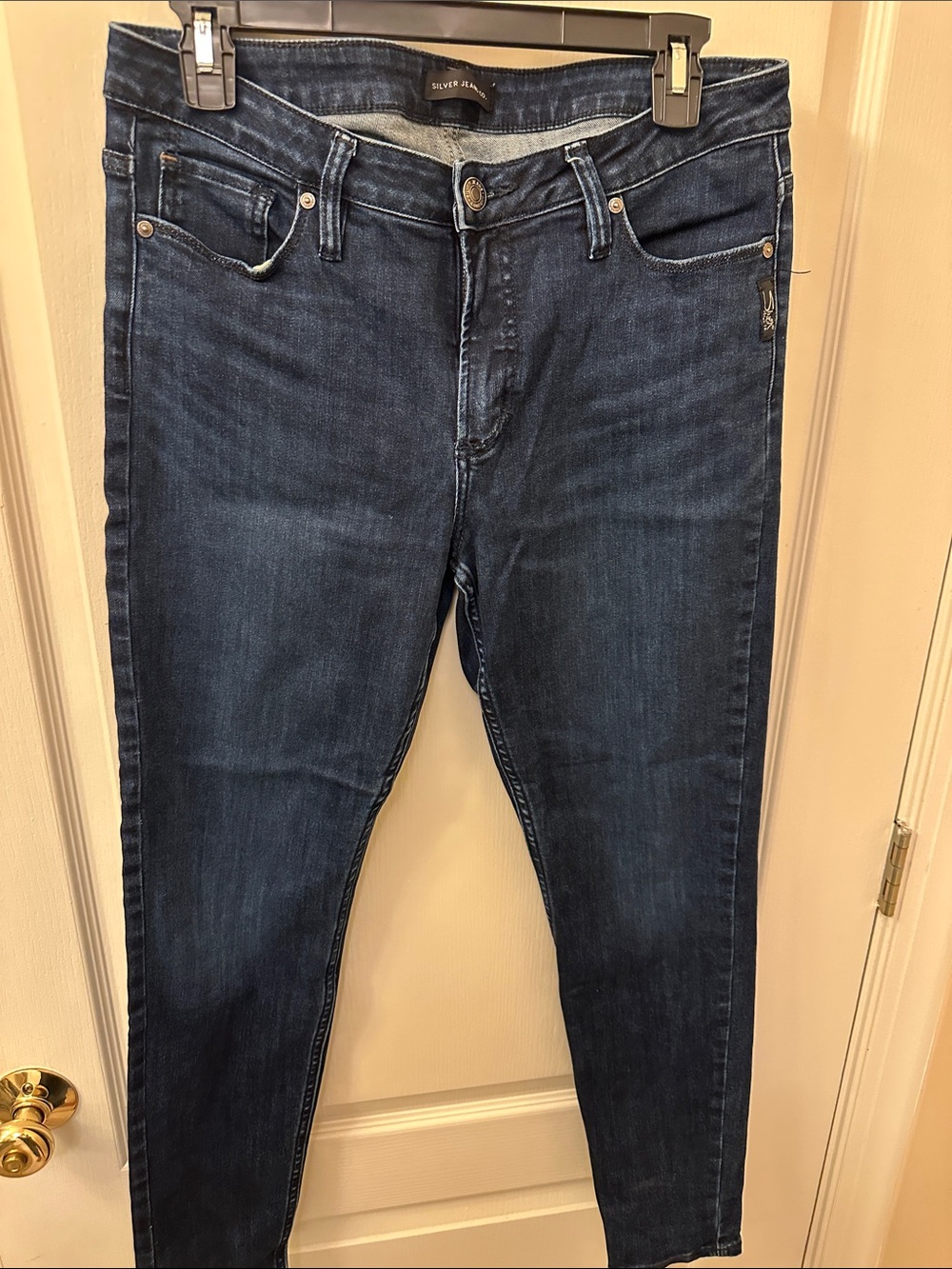 Silver Jeans Women’s Dark Indigo Skinny Jeans